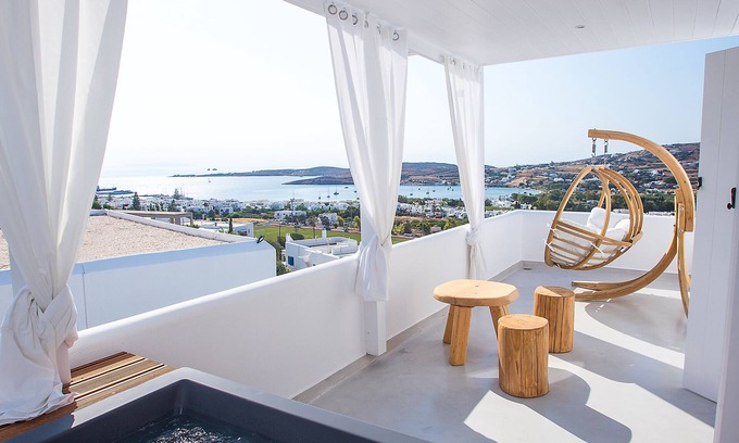 Paros Hotel | Discover Paros Palace: Ocean View & Spa at 4-Star Comfort
