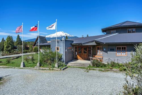 Puerto Montt Hotel | Guest Rated: 10/10 at Parque la Pajarera with Hot Tub