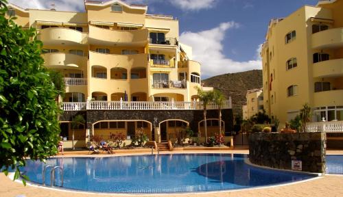Los Cristianos Apartment | Oceanfront Paradise at Parque Tropical I - Rated 9/10!
