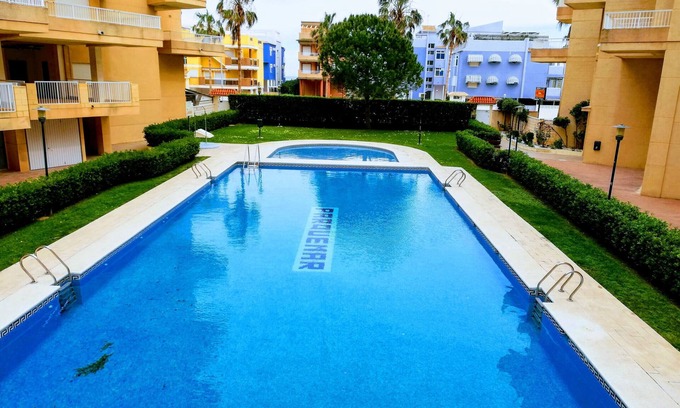 Xeraco Apartment | Family-Friendly Parquemar III-IV: Enjoy Oceanfront Bliss