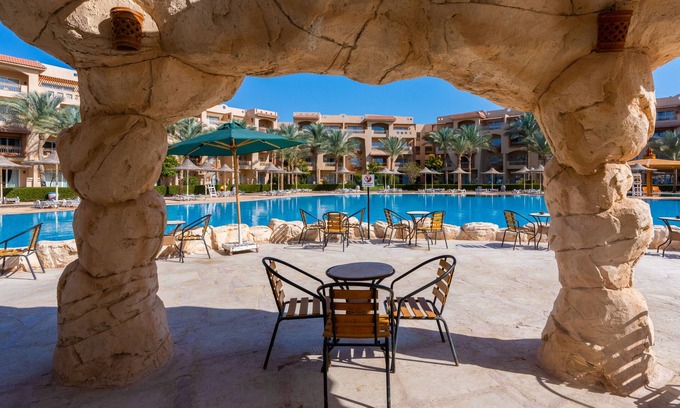 Sharm El Sheikh Hotel | Discover Family Fun at Parrotel Lagoon Waterpark Resort