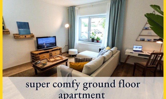 Linkenheim-Hochstetten Apartment | Accessible Parterre Lounge with Terrace Near Karlsruhe