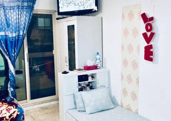 Al Muraqqabat House | Budget-Friendly Stay at Partition Legend with Pool Access