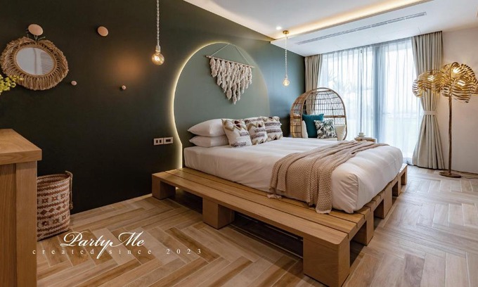 Dongshan House | Exceptional Party Me 派對蜜民宿: Pool & Family-Friendly Fun
