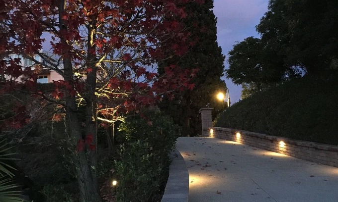 North Arroyo House | Cozy Pasadena Guest House with Pool near Rose Bowl