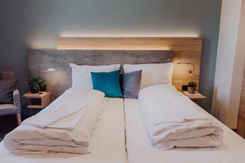 Morsdorf Hotel | Discover Pascals Ruhestube: Family-Friendly with Breakfast