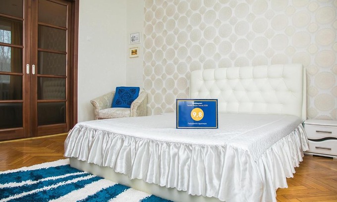 Minsk City Centre Apartment | Highly Rated Pashukevich Apartment with Breakfast Included