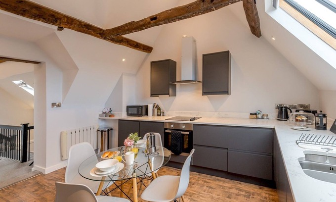 Shrewsbury Apartment | Experience 5C Town Centre Apartment with Rooftop Views