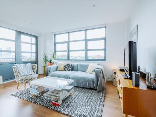 De Beauvoir Apartment | Comfortable Central Flat Near Old St & Dalston Park Views