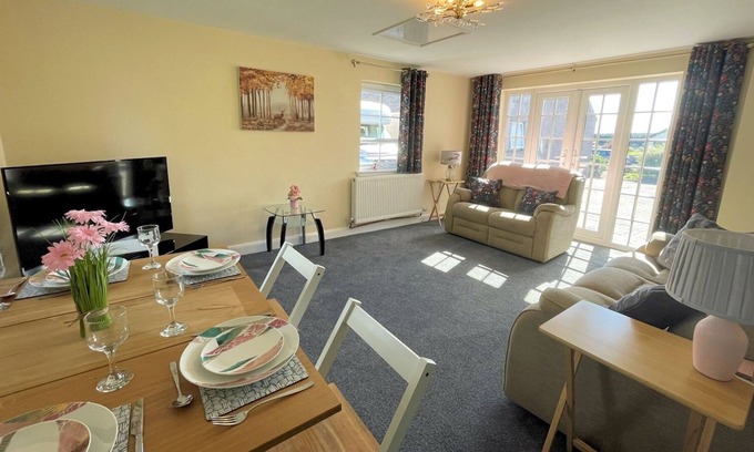 Bankend RV Rental | Pass the Keys | Charming 2BR Cottage in Beautiful Rural Village