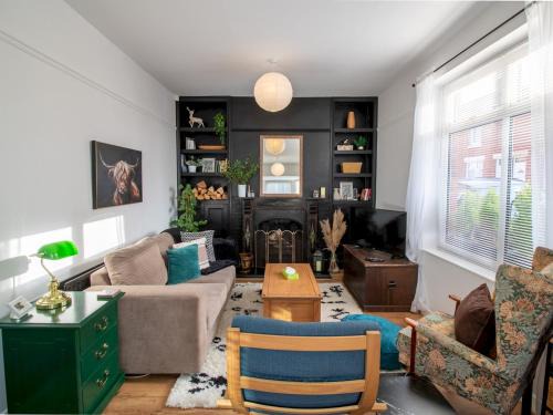 Stanley House | Pass the Keys City Convenience