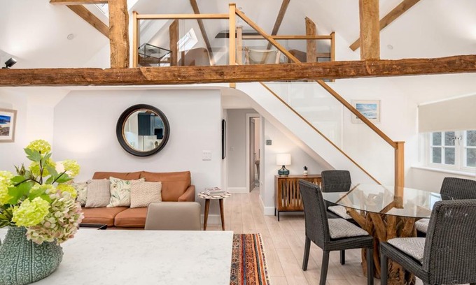 Amersham Apartment | Family-Friendly Hop House Apt in Old Amersham, Chilterns