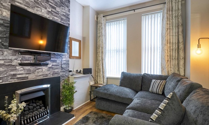 Belfast House | Enjoy a Cozy Stay at Pass the Keys | 3BR in East Belfast
