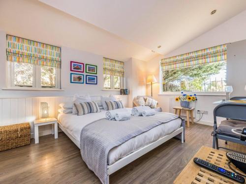 Funtington Apartment | Delightful Studio in West Ashling - Rated 10/10, Family-Friendly