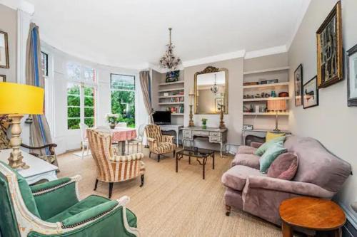 Herne Hill Apartment | Discover Comfort at Pass the Keys Flat, 10 Min to Central London