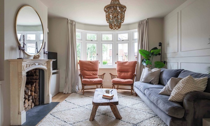 Watford House | Pass the Keys | Modern 5-Bedroom Luxury Home in Watford | Close to Harry Potter Studios | FREE Parking