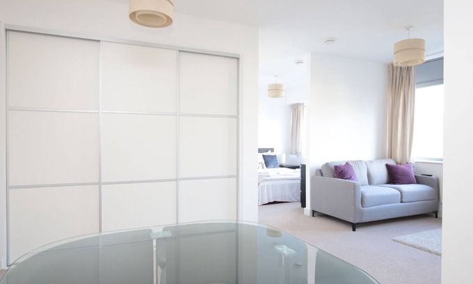 Oxford Apartment | Modern Oxford Apartment with Kitchen – Perfect for Families