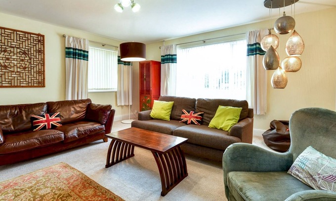 Barry House | Pass the Keys | 4 Bedroom Home with Garden and Parking