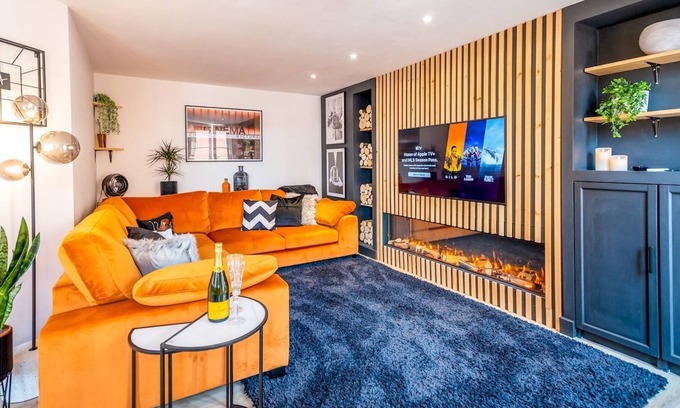 Shrewsbury Apartment | Pass the Keys | Stunning Shrewsbury centre contemporary apartment