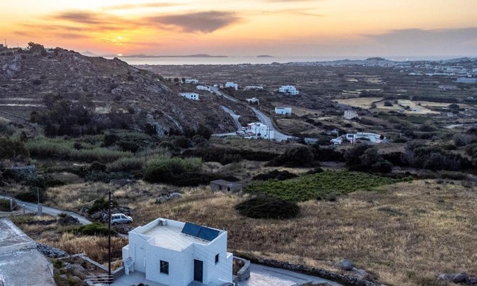 Glinado Apartment | Experience Passa Corda Suites with Breathtaking Views
