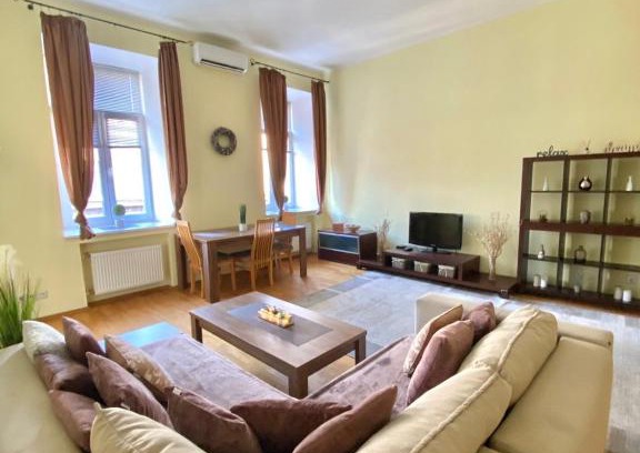 Lypky Apartment | Book Your Stay at Passage City View: 9/10 Guest Rated Hotel