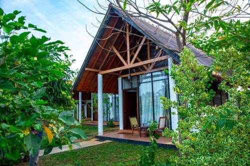 Pasikuda Apartment | Discover Passi Nature Villas Pasikuda with Oceanfront Views