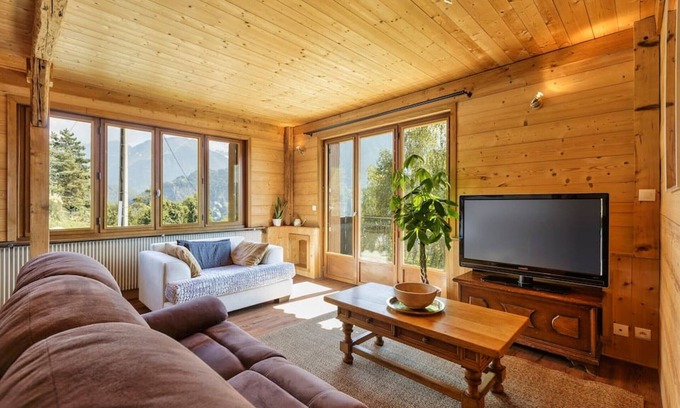 Passy Apartment | Tranquil Passy Apartment for 7 with Valley Views and Parking