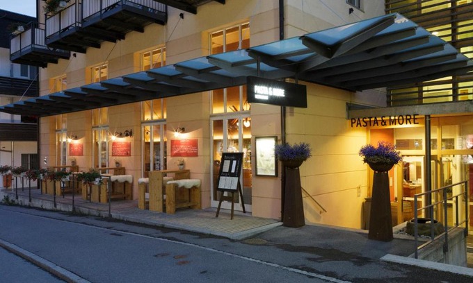 Wengen Bed & Breakfast | Discover Pasta&More Bed&Breakfast: Pet-Friendly Retreat
