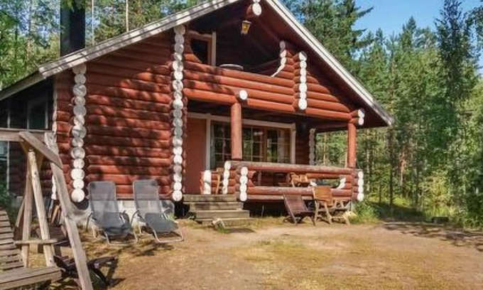 Luumaki House | Lake View Retreat: Pastin mökki with Spa & Family Amenities