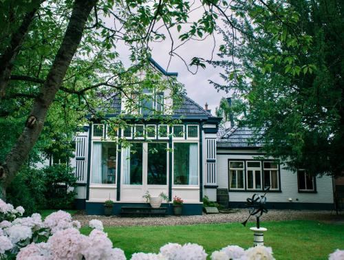 Zuidhorn Bed & Breakfast | Experience Pastorie Tijdverblijf: Guest Rated 10/10 Stay