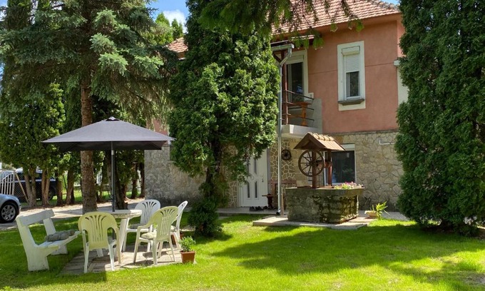 Bakonynana Apartment | Patak-parti Vendégház: Guest Rated 9.8 with Family-Friendly Amenities
