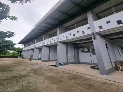 Wiset Chai Chan Hotel | Family-Friendly OYO 75499 Patamanan Residence Ang Thong
