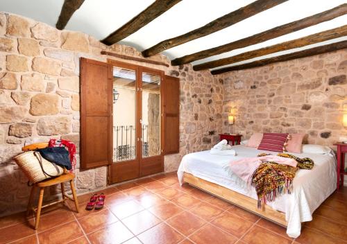 Lledo Apartment | Casa de las Letras Matarraña: Family and Pet-Friendly Stay