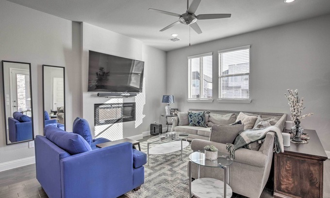 Frisco House | Modern Frisco Hideout with Game Room and Patio Escape