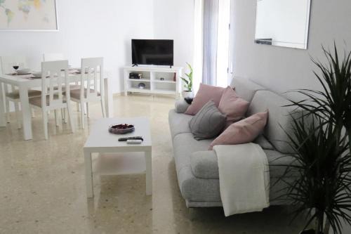 San Lorenzo Apartment | Family-Friendly Patios de San Rafael: A Great Stay Awaits