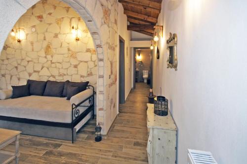 Ormos Panagias Villa | Patiria House: Family-Friendly Stay with Breakfast Included