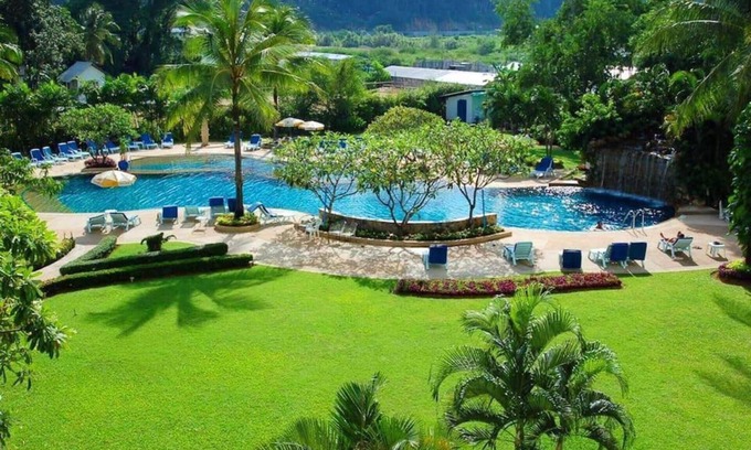Nanai Road Apartment | Discover Patong Beach Gardens: Pool, Fast Wifi & Family Friendly