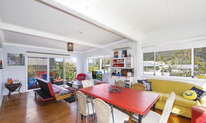 Patonga House | Patonga Corner Creek - Family-Friendly with Water Views