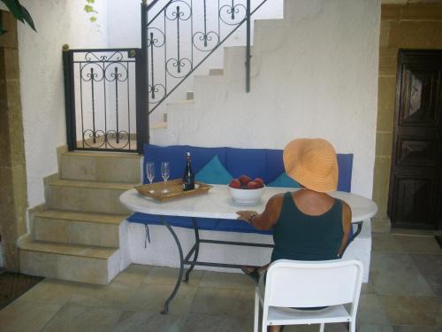 Vori Villa | Pet-Friendly Patriko Country House with a 9.3/10 Rating