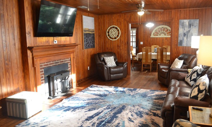 Hinesville House | Patriot's Post near Fort Stewart