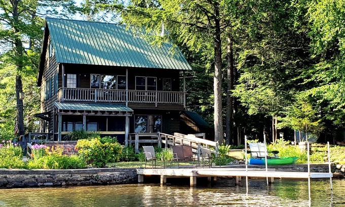 Gloversville House | Lakefront Retreat: Guest Rated 9.8 with Pool & Ocean Views