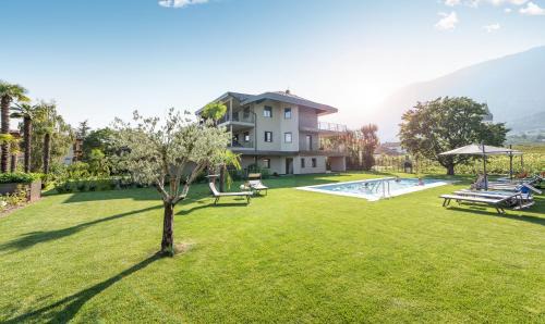 St. Pauls Apartment | Discover Paulsner Feldhof: Oceanfront Bliss & Pool Access