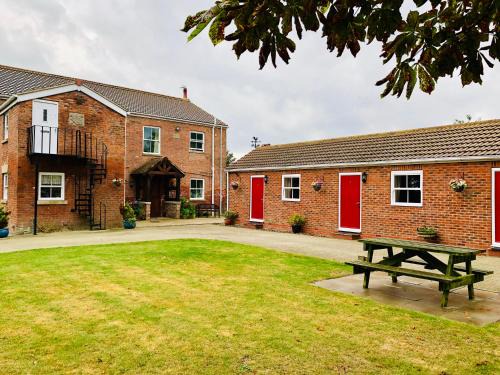 Hull Bed & Breakfast | Comfortable Paull Holme Farm Bed and Breakfast Experience