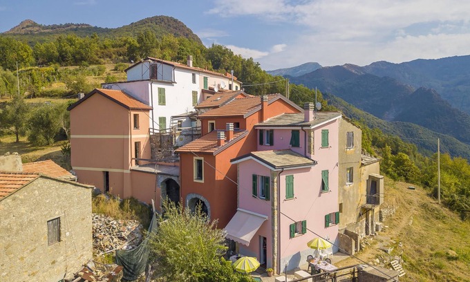 Ne House | Charming Paulotti Antico Borgo with Spa & Pet-Friendly Stays