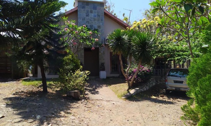 East Manggarai House | Family-Friendly Pauls Homestay in Borong - Rated 8/10