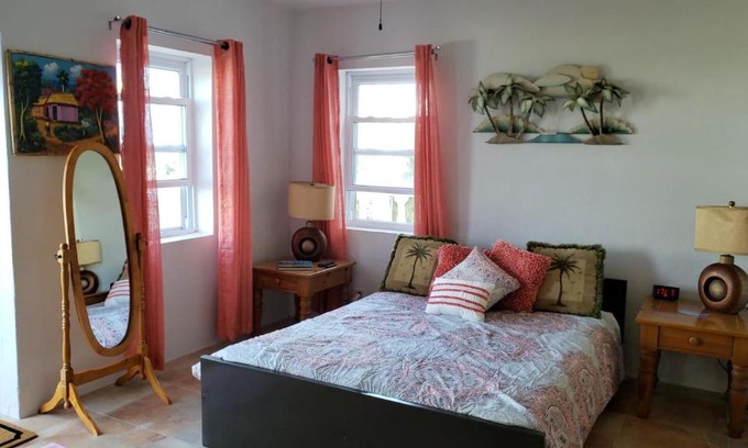 Sandys Apartment | Pauls Oceanview: Breathtaking Sunsets & Family-Friendly Fun