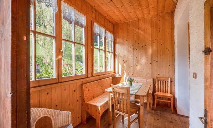 Montagna Apartment | Family-Friendly Pausahof: Apartment Abendsonne Awaits