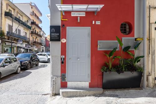 Frattamaggiore Bed & Breakfast | Guest Rated: Pavean Suites Frattamaggiore with Breakfast