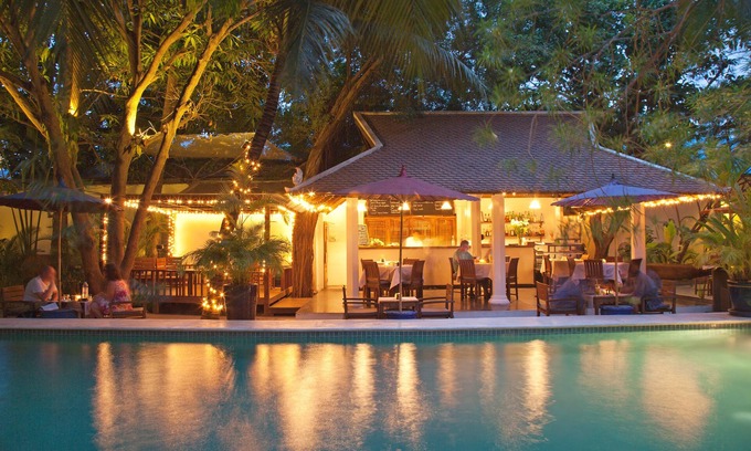 Daun Penh Hotel | Discover Pavilion: Family-Friendly Retreat with Pool & Spa