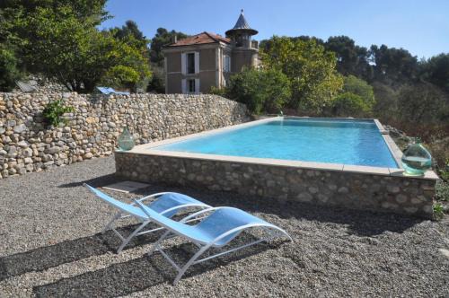 Est Bed & Breakfast | Discover Pavillon de Beauregard: Oceanfront Family Retreat